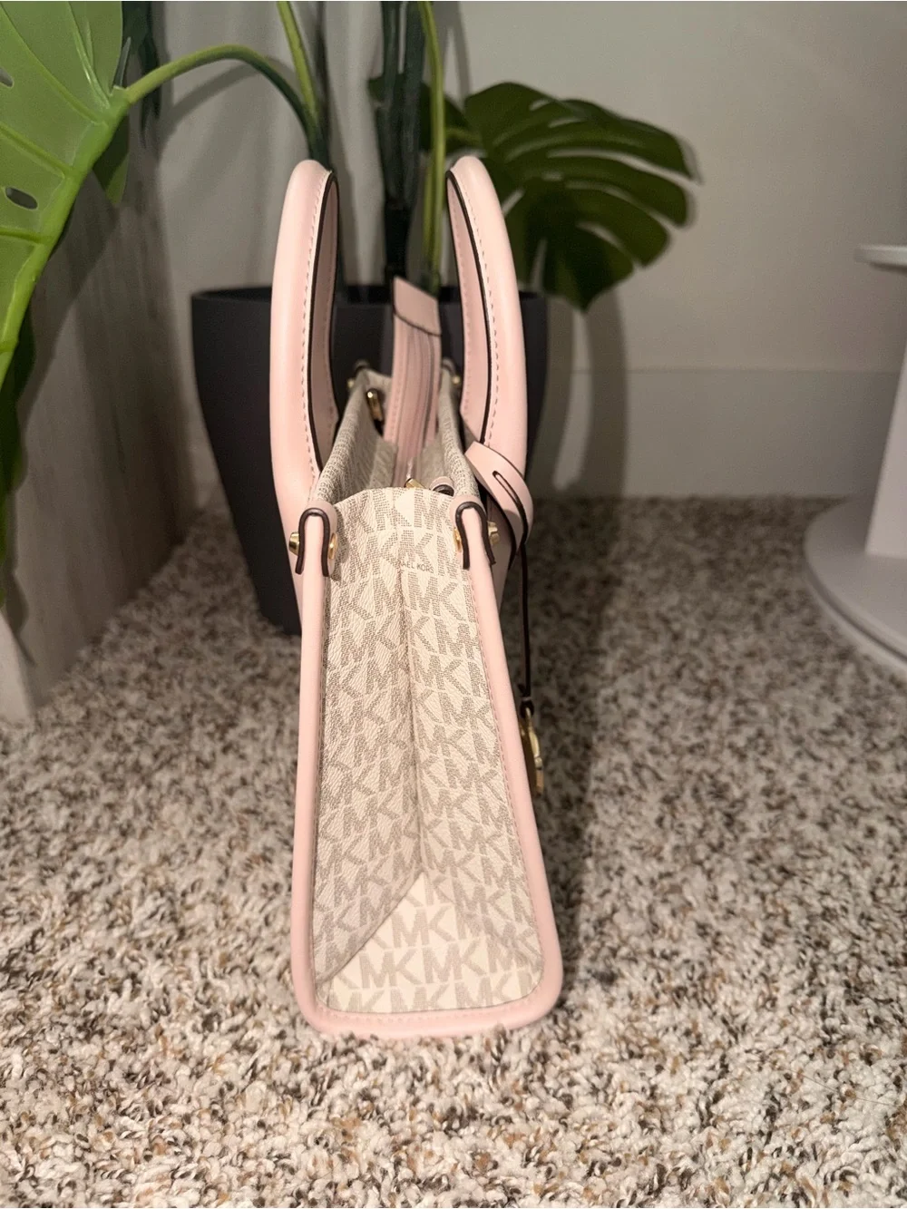 Michael Kors Light Pink Logo-Trim Crossbody